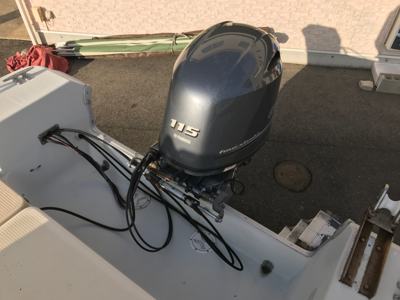 新艇中古艇販売