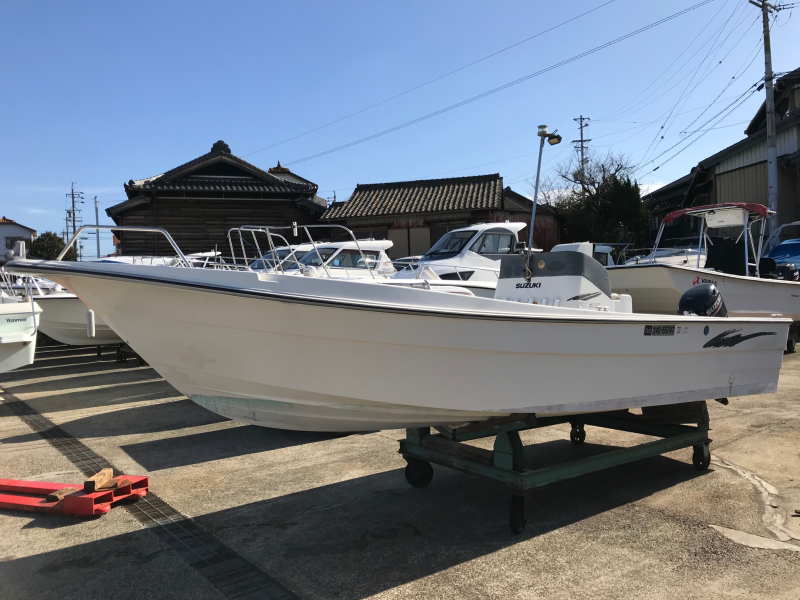 新艇中古艇販売