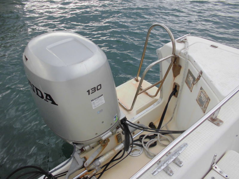 新艇中古艇販売