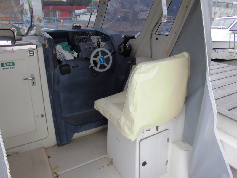 新艇中古艇販売
