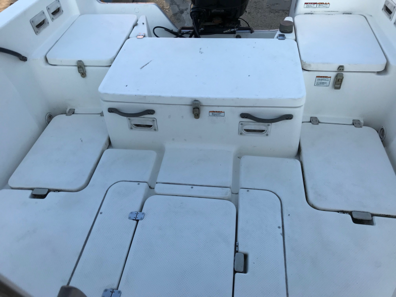 新艇中古艇販売