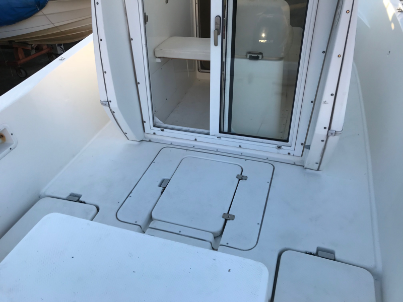 新艇中古艇販売