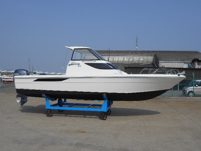 新艇中古艇販売