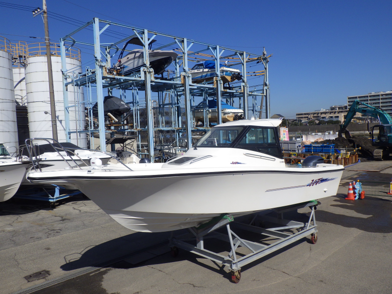 新艇中古艇販売