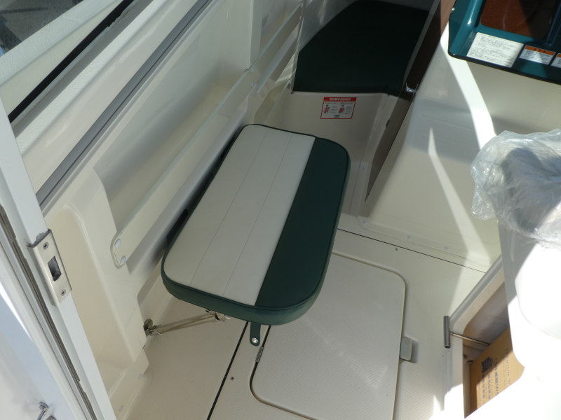 新艇中古艇販売