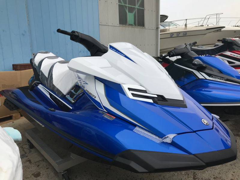 新艇中古艇販売