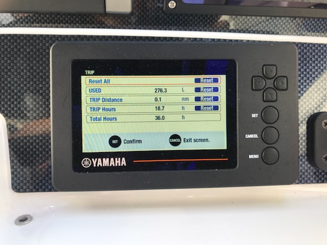 新艇中古艇販売