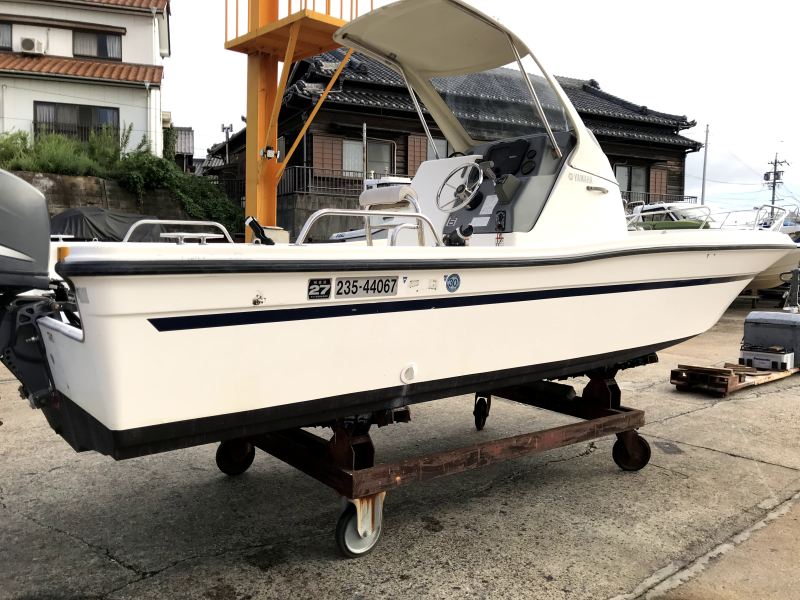 新艇中古艇販売