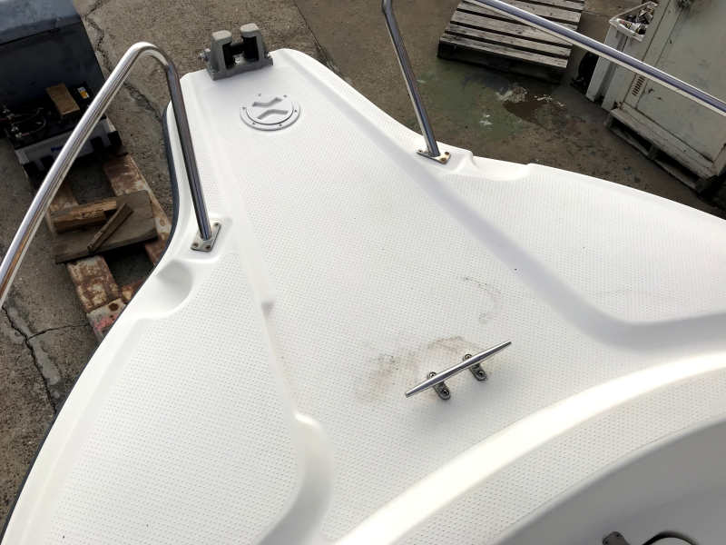 新艇中古艇販売