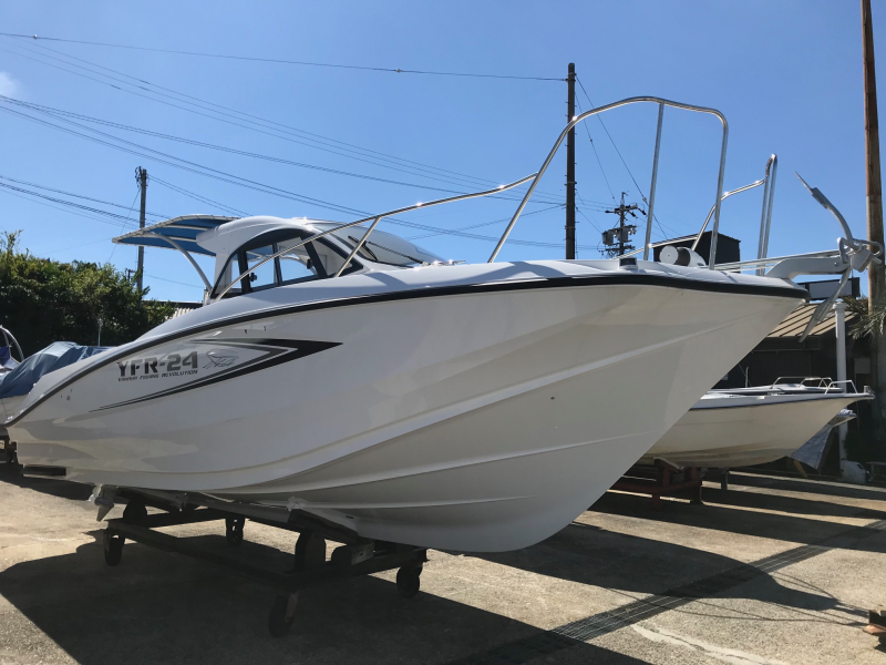 新艇中古艇販売