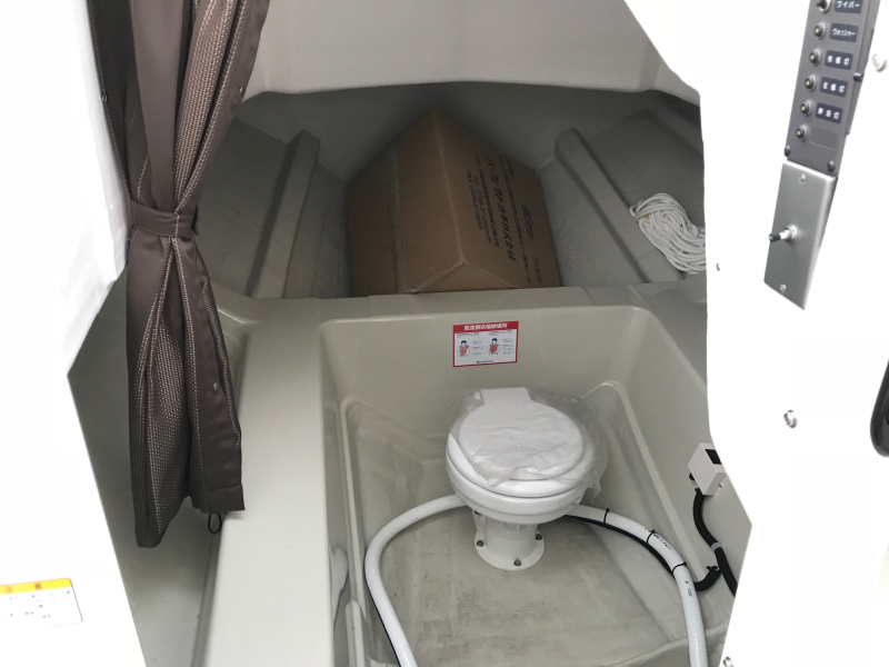 新艇中古艇販売