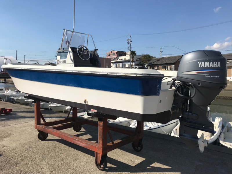 新艇中古艇販売