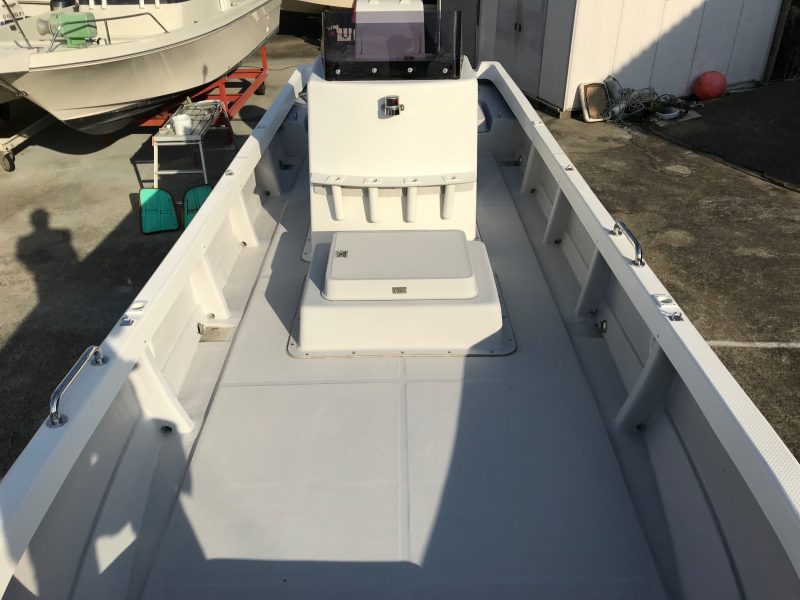 新艇中古艇販売