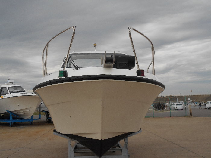 新艇中古艇販売