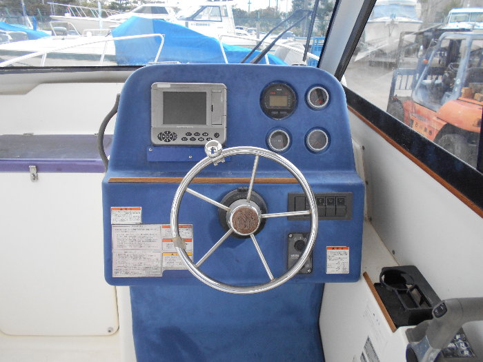 新艇中古艇販売