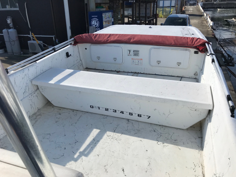 新艇中古艇販売