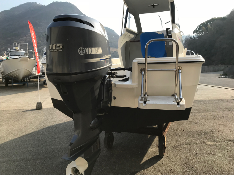 新艇中古艇販売