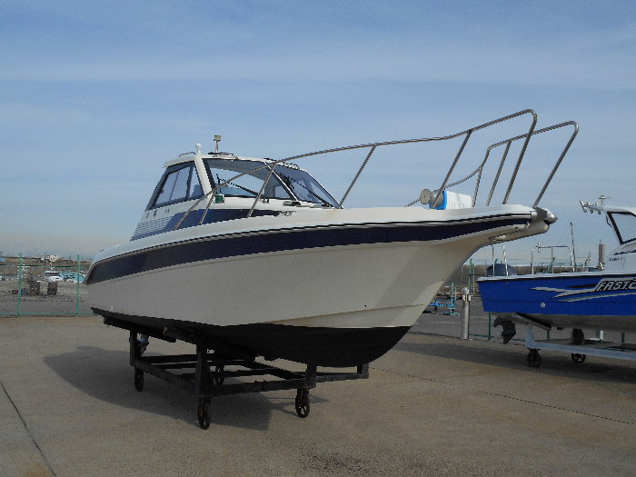 新艇中古艇販売