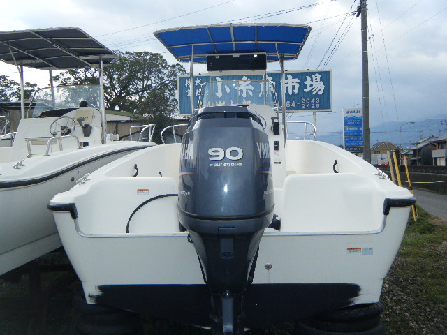 新艇中古艇販売