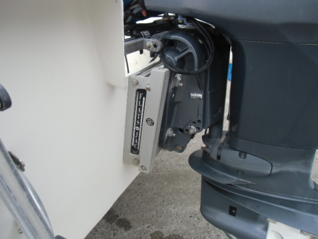 新艇中古艇販売