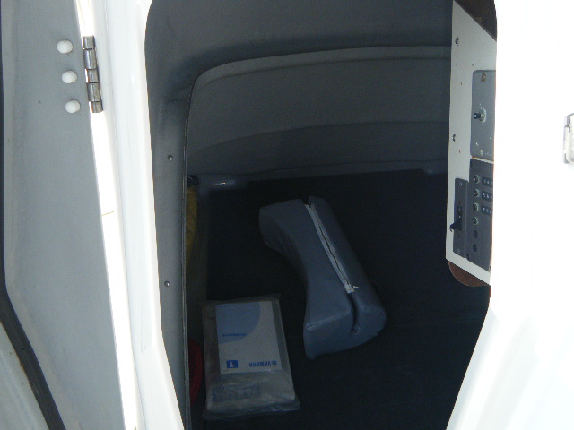 新艇中古艇販売