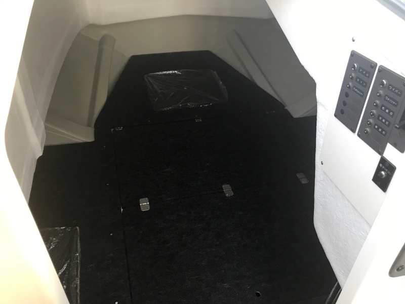 新艇中古艇販売