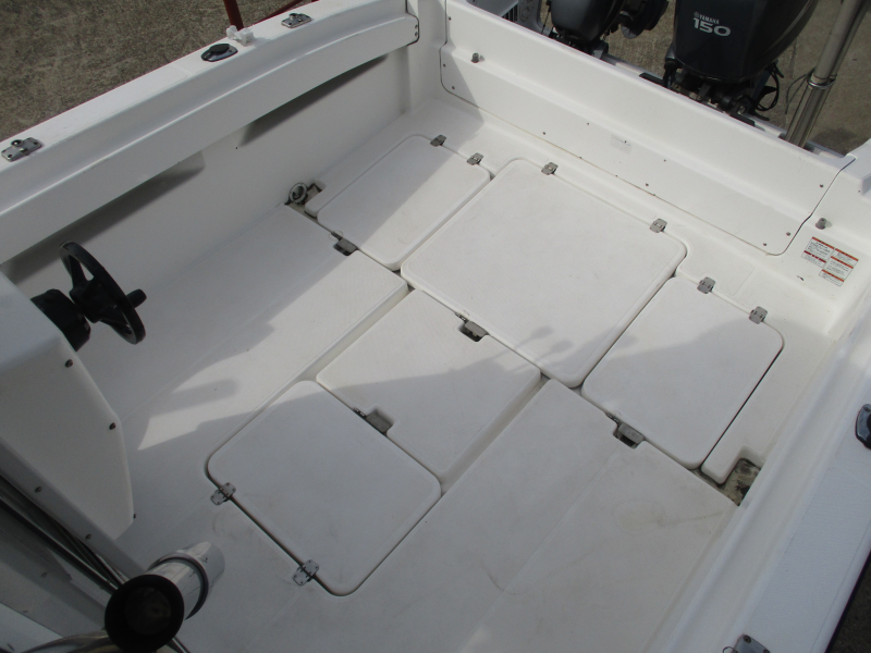 新艇中古艇販売