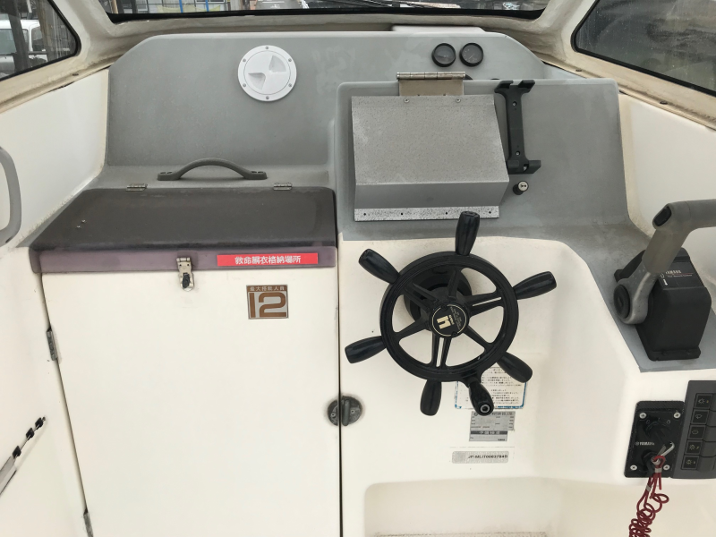 新艇中古艇販売