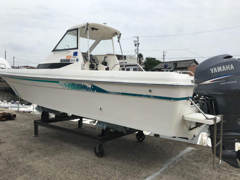 新艇中古艇販売