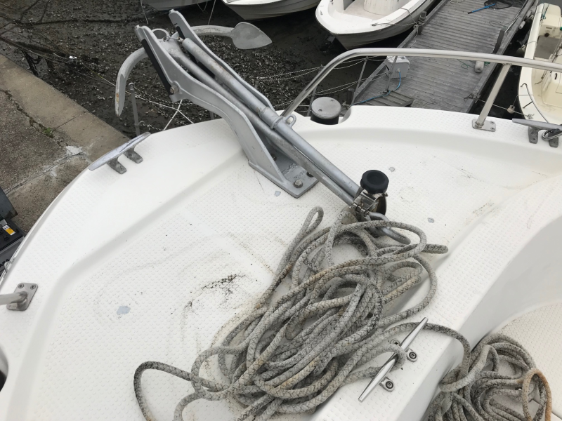 新艇中古艇販売