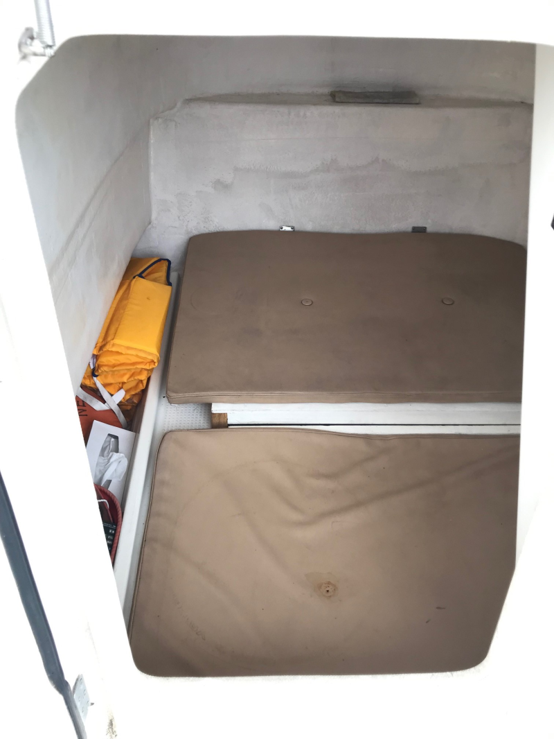 新艇中古艇販売