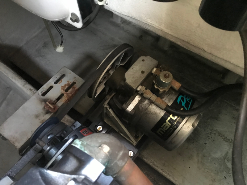 新艇中古艇販売