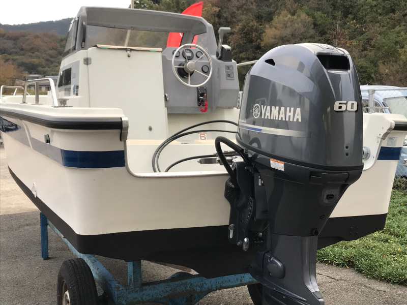 新艇中古艇販売