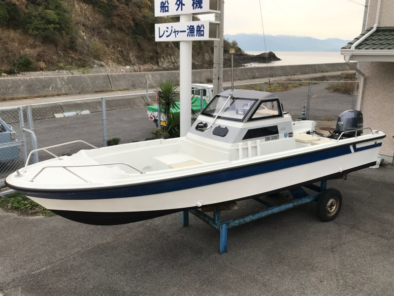 新艇中古艇販売