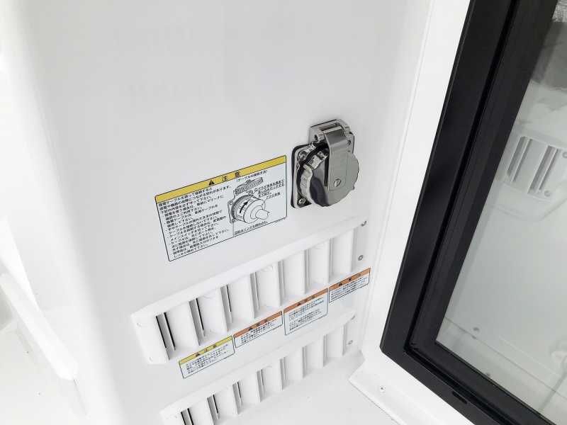 新艇中古艇販売