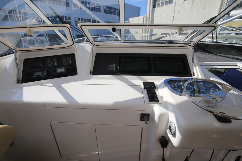 新艇中古艇販売