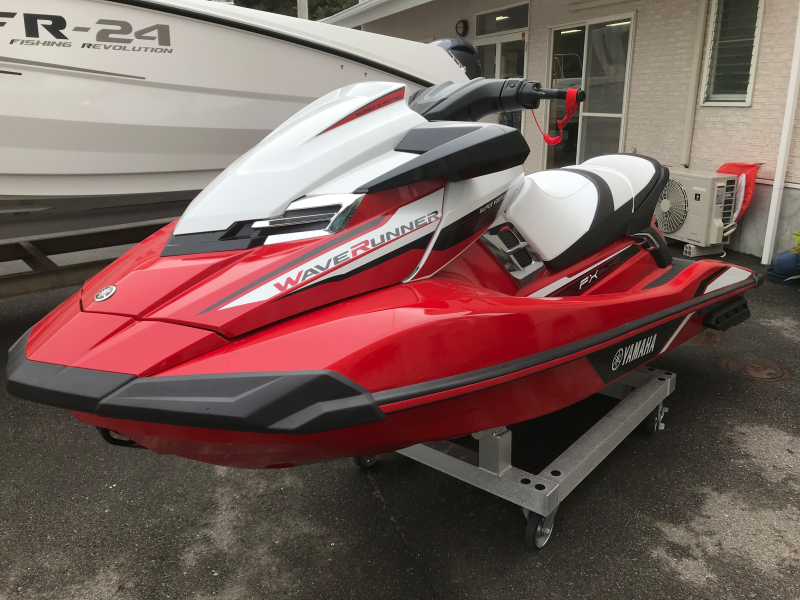 新艇中古艇販売