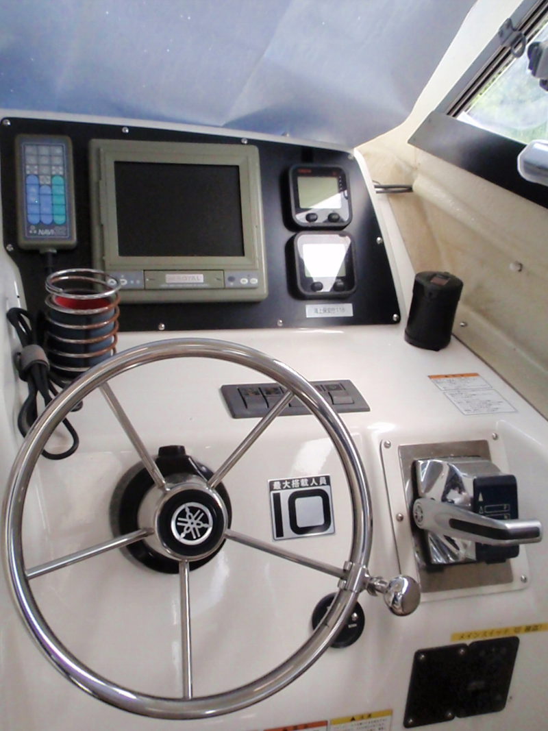 新艇中古艇販売