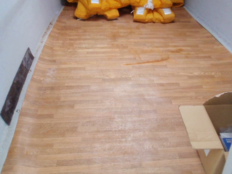 新艇中古艇販売