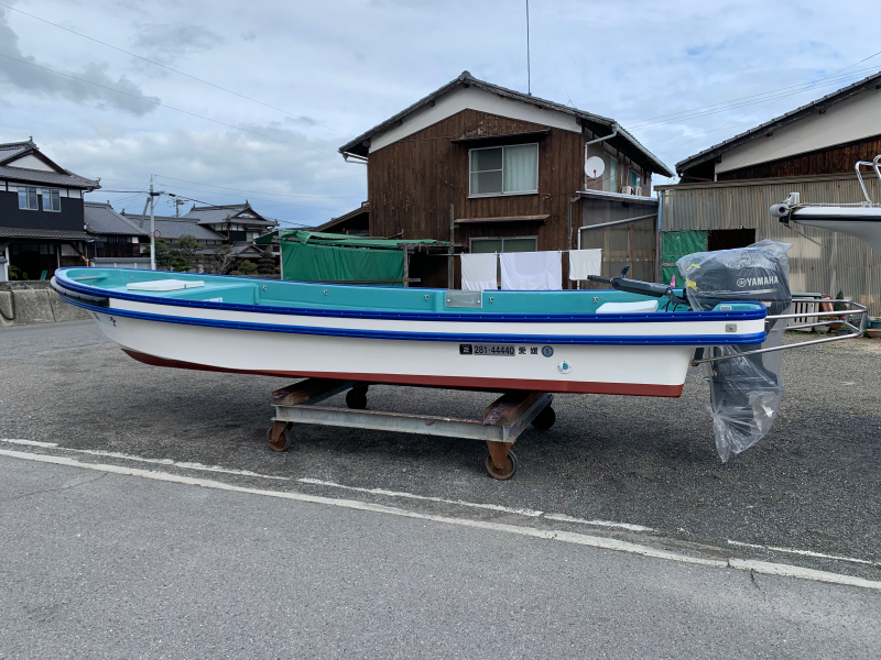 新艇中古艇販売