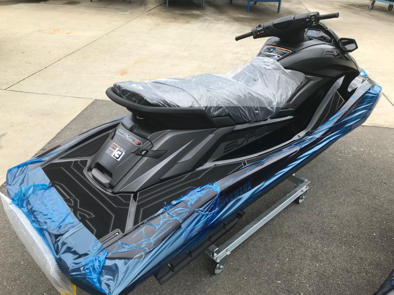 新艇中古艇販売