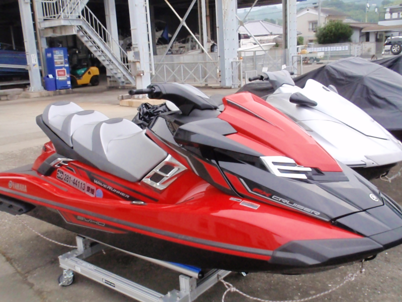 新艇中古艇販売