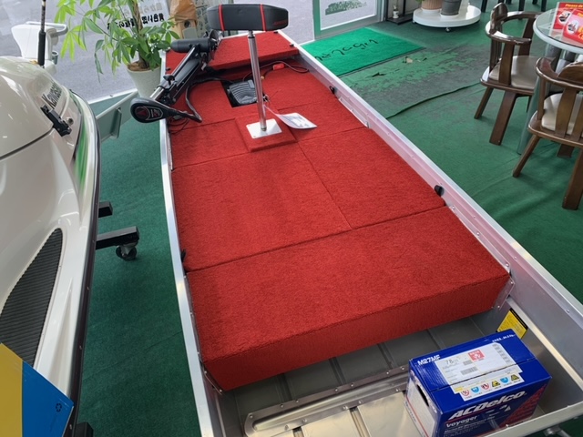 新艇中古艇販売