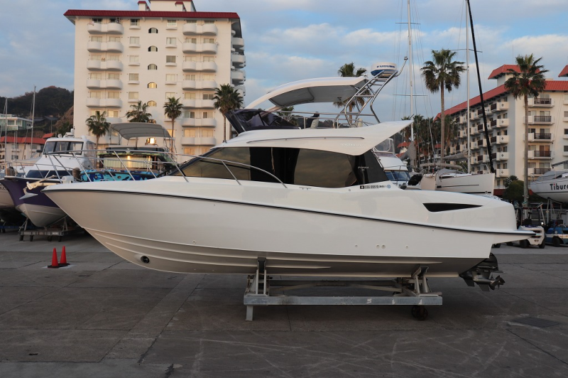 新艇中古艇販売