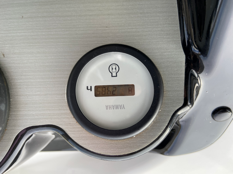 新艇中古艇販売