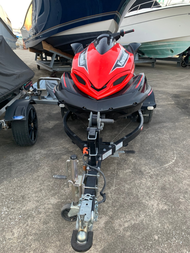 新艇中古艇販売
