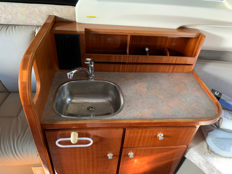 新艇中古艇販売