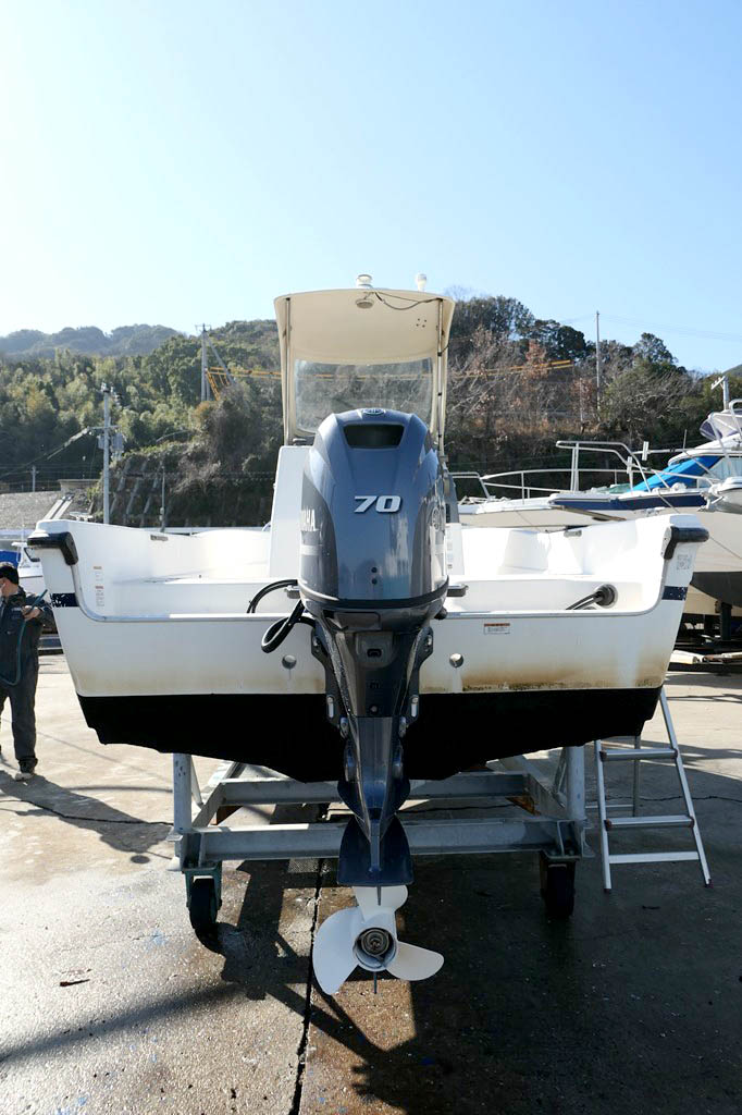 新艇中古艇販売