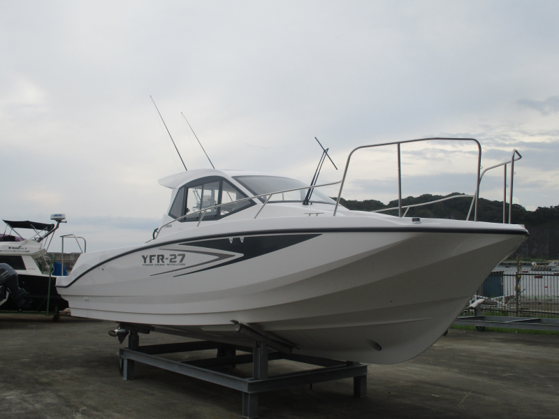 新艇中古艇販売