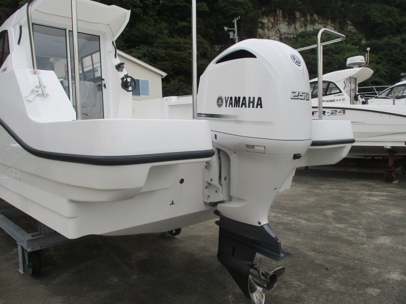 新艇中古艇販売